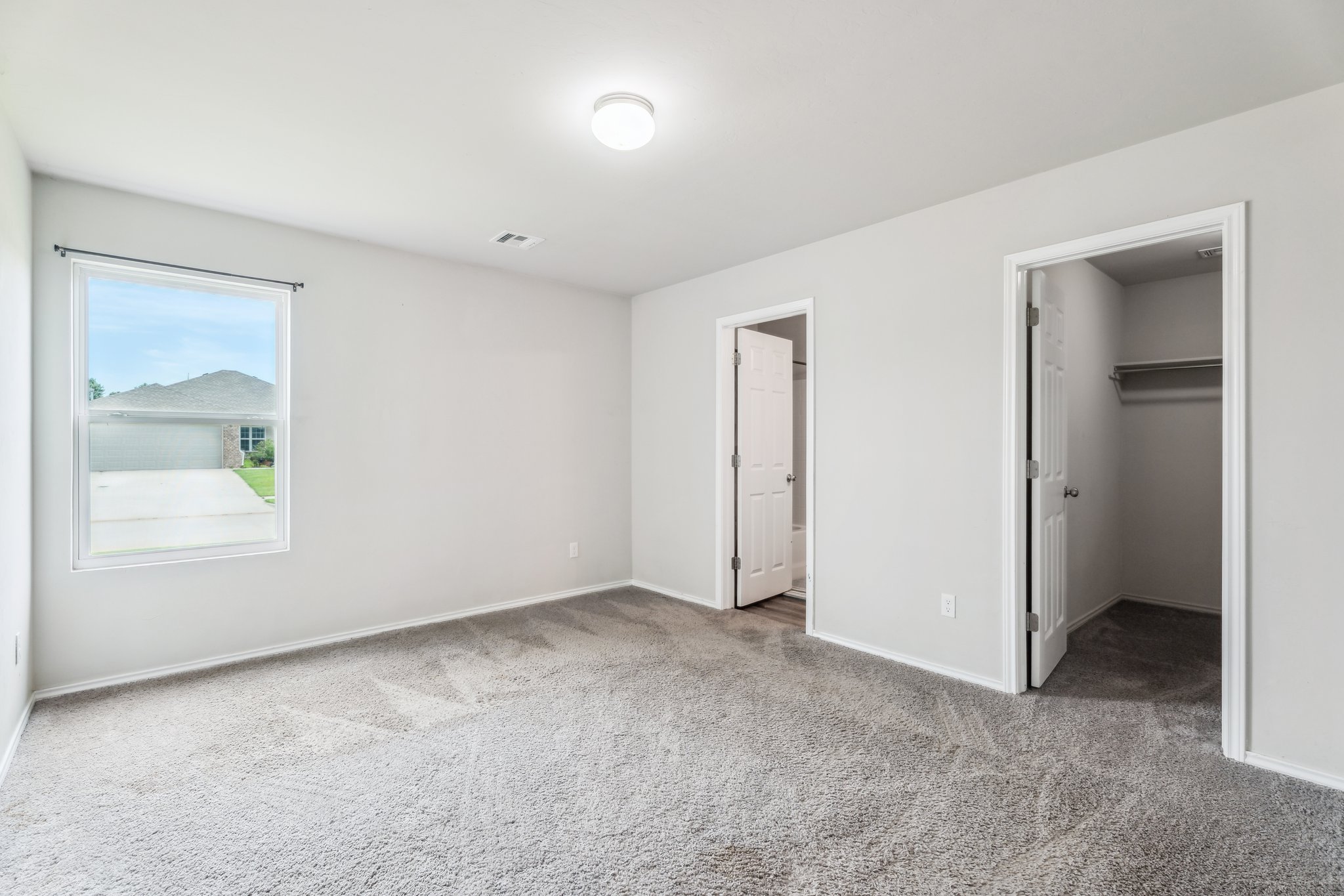 1016 N Deer Ct Way_019.jpg