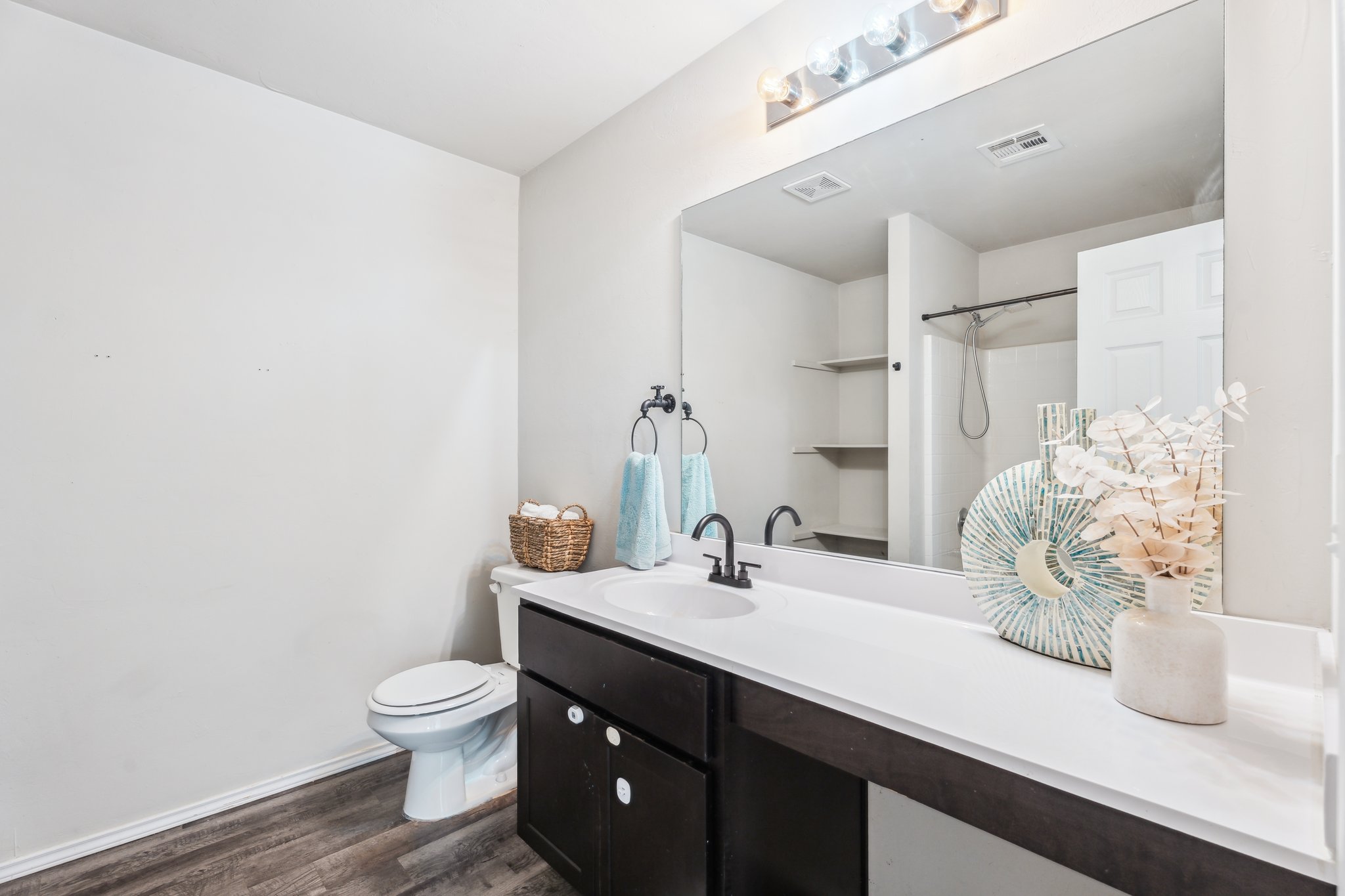 1016 N Deer Ct Way_023.jpg