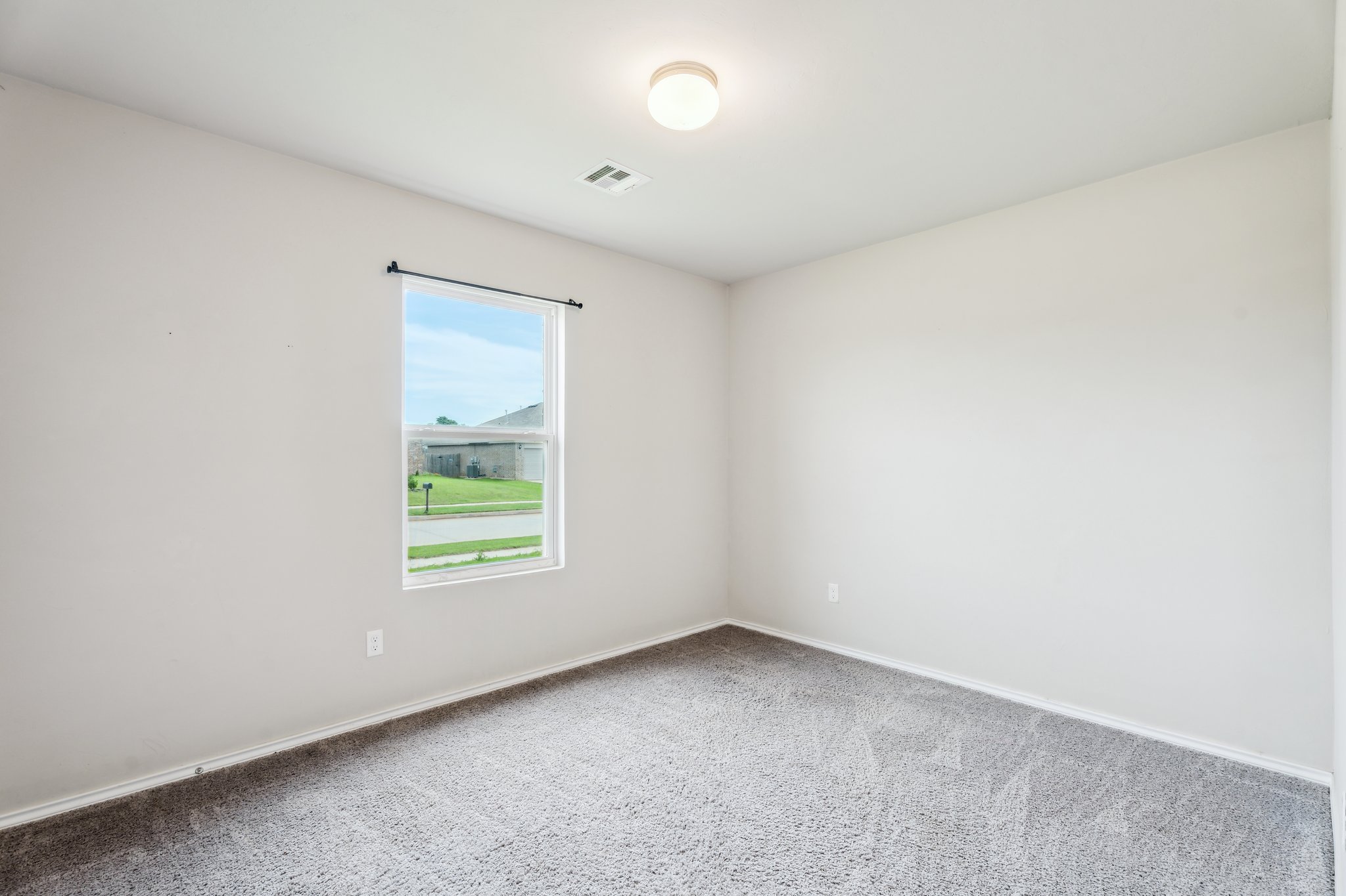 1016 N Deer Ct Way_028.jpg