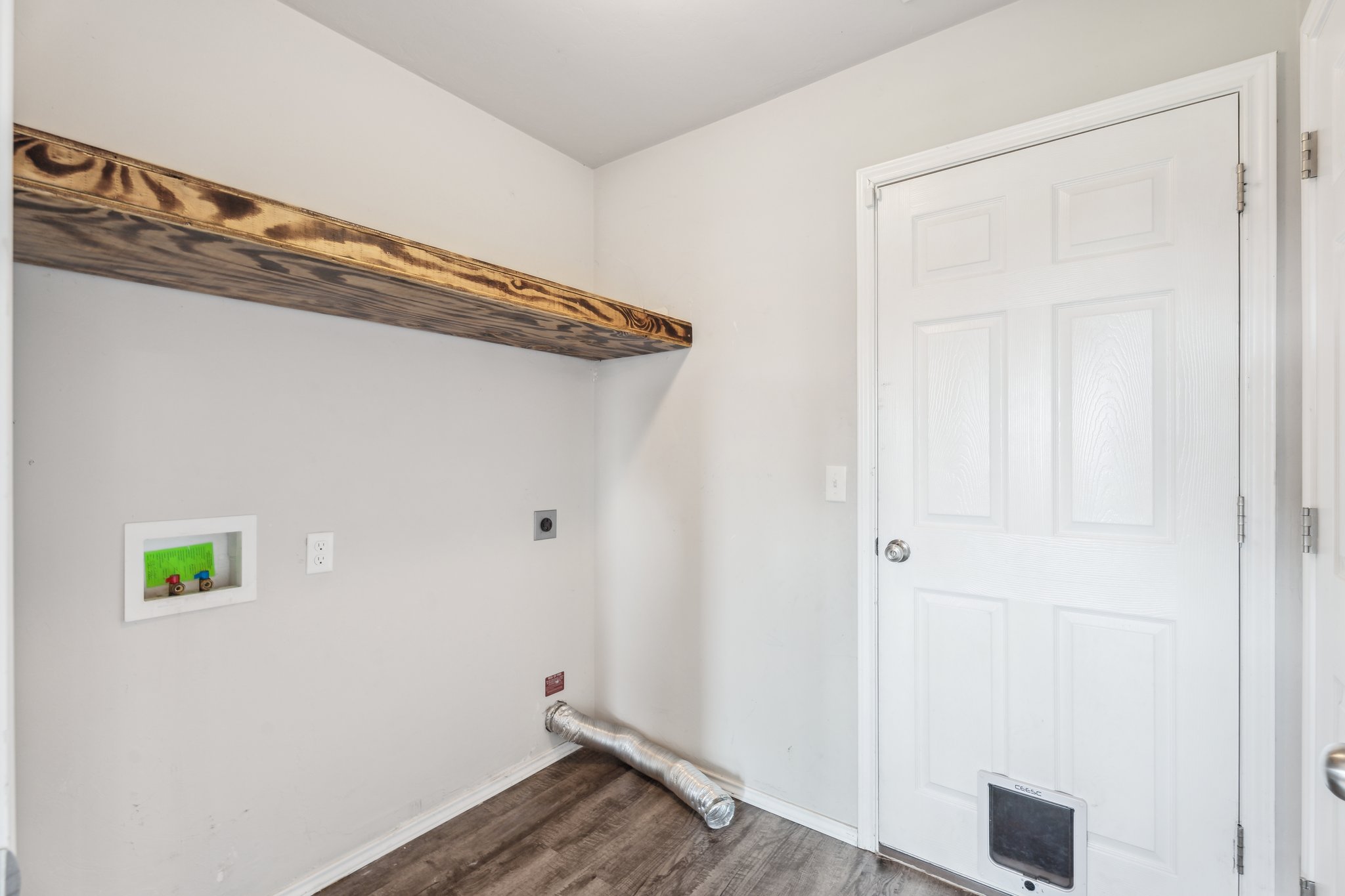 1016 N Deer Ct Way_032.jpg