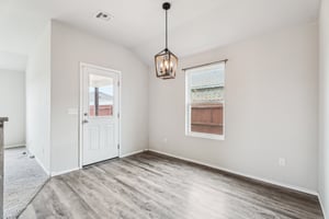 1016 N Deer Ct Way_018.jpg