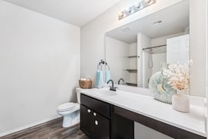 1016 N Deer Ct Way_023.jpg