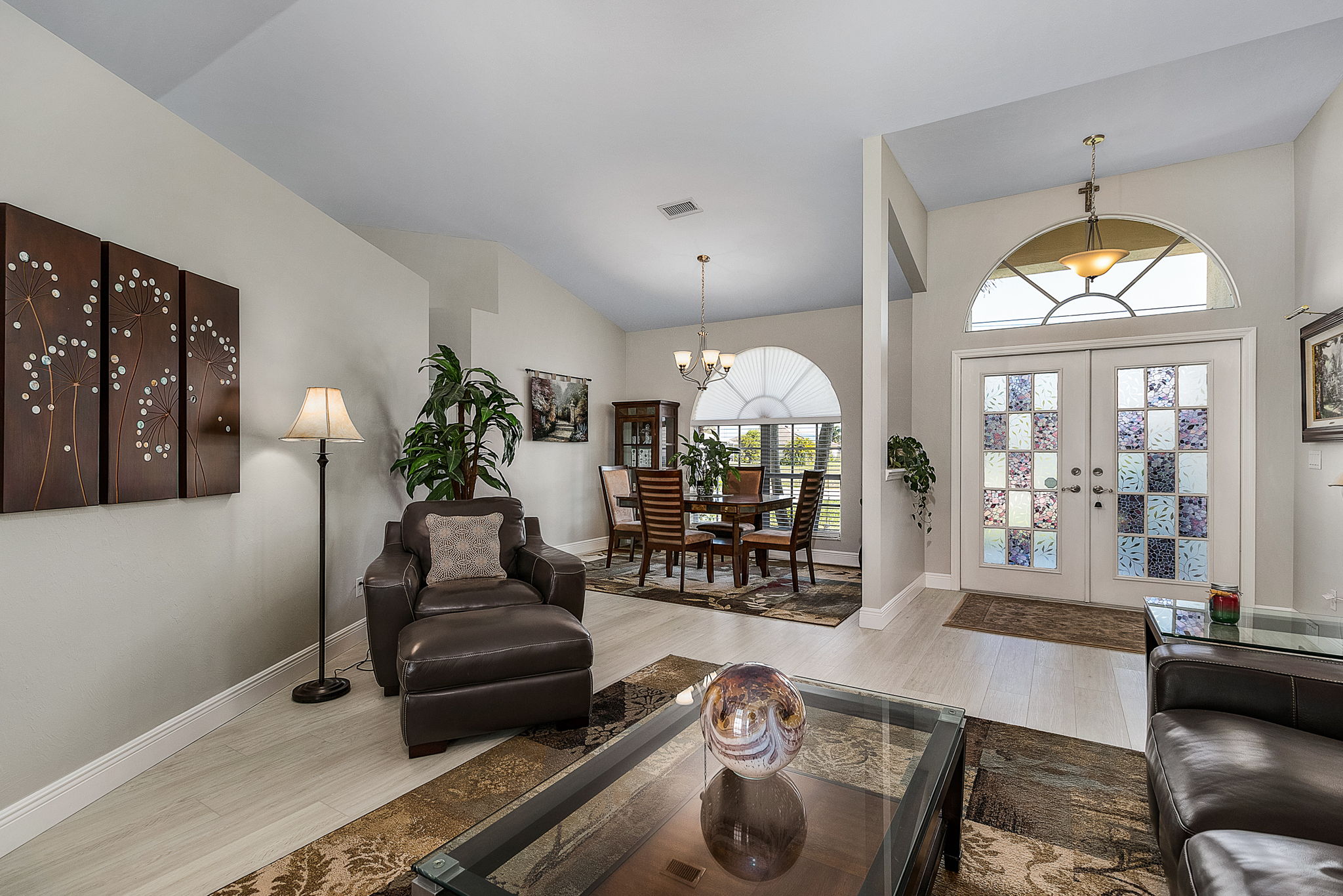  1016 NW 36th Ave, Cape Coral, FL 33993, US Photo 2