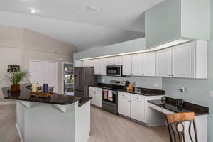  1016 NW 36th Ave, Cape Coral, FL 33993, US Photo 9