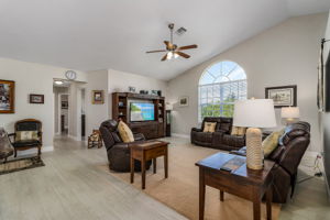  1016 NW 36th Ave, Cape Coral, FL 33993, US Photo 3