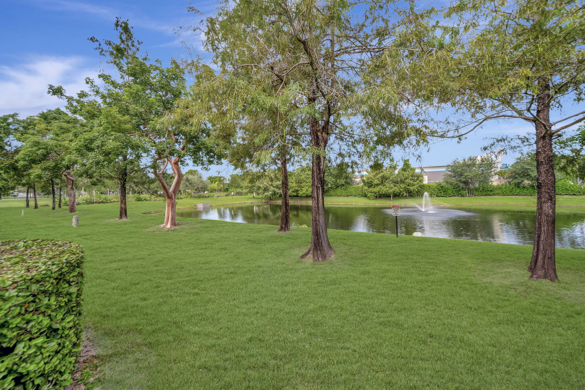 602 Enclave Cir E, Pembroke Pines, FL 33027, USA Photo 44