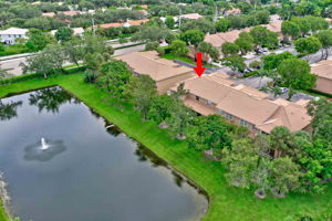 602 Enclave Cir E, Pembroke Pines, FL 33027, USA Photo 48