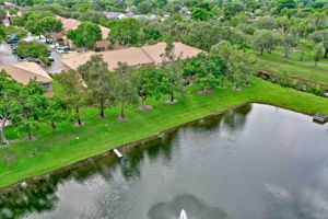 602 Enclave Cir E, Pembroke Pines, FL 33027, USA Photo 45