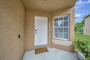 602 Enclave Cir E, Pembroke Pines, FL 33027, USA Photo 3