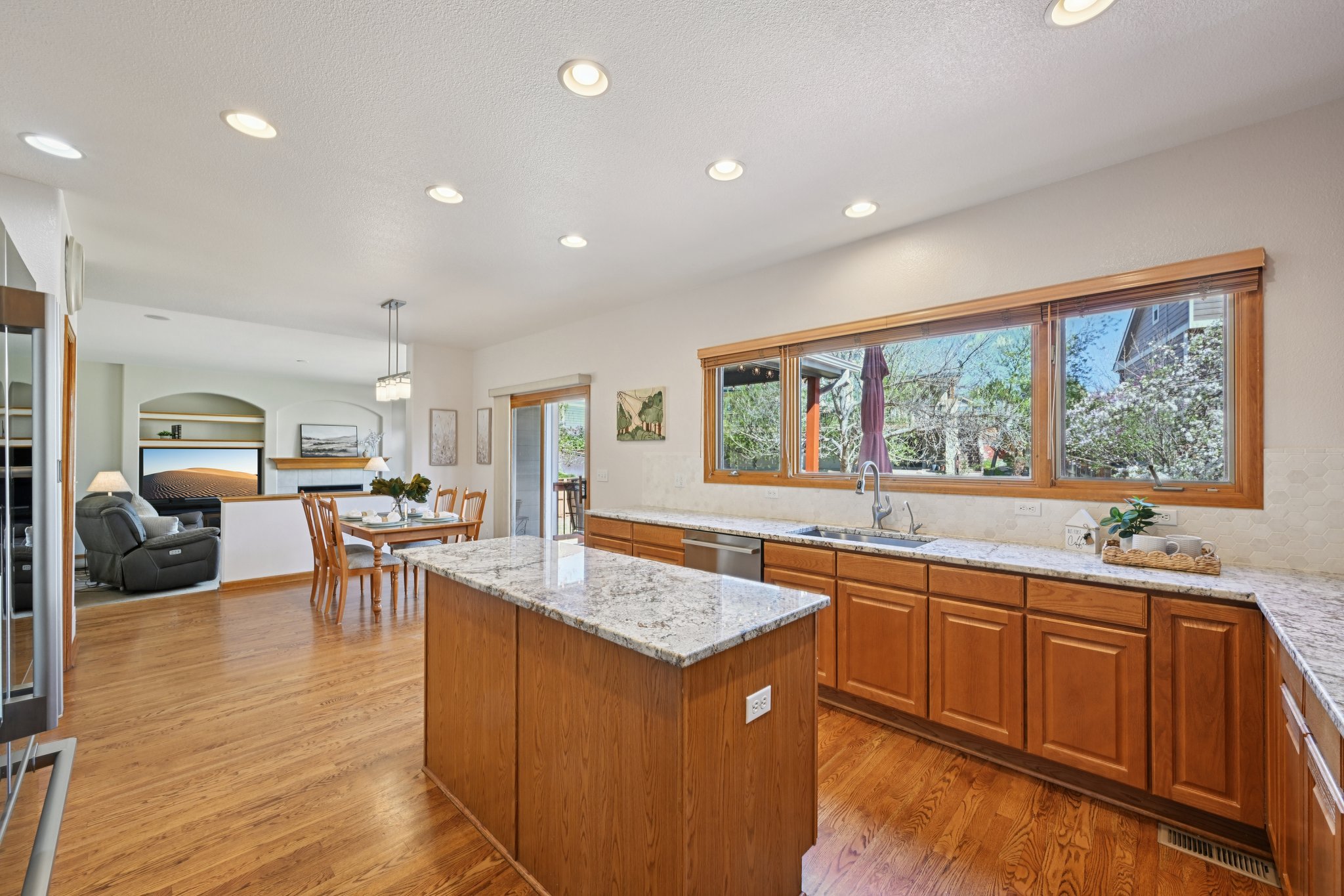 Knoll Cir-S0304-018.jpg