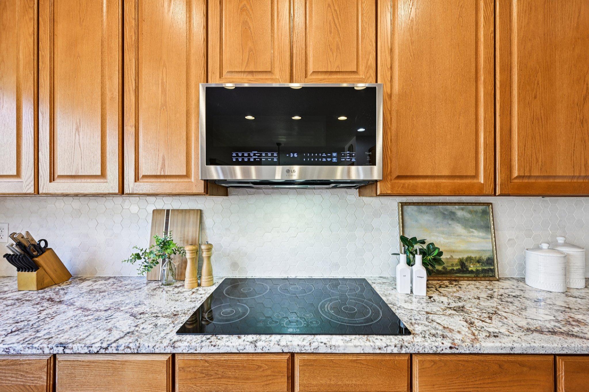 Knoll Cir-S0304-029.jpg