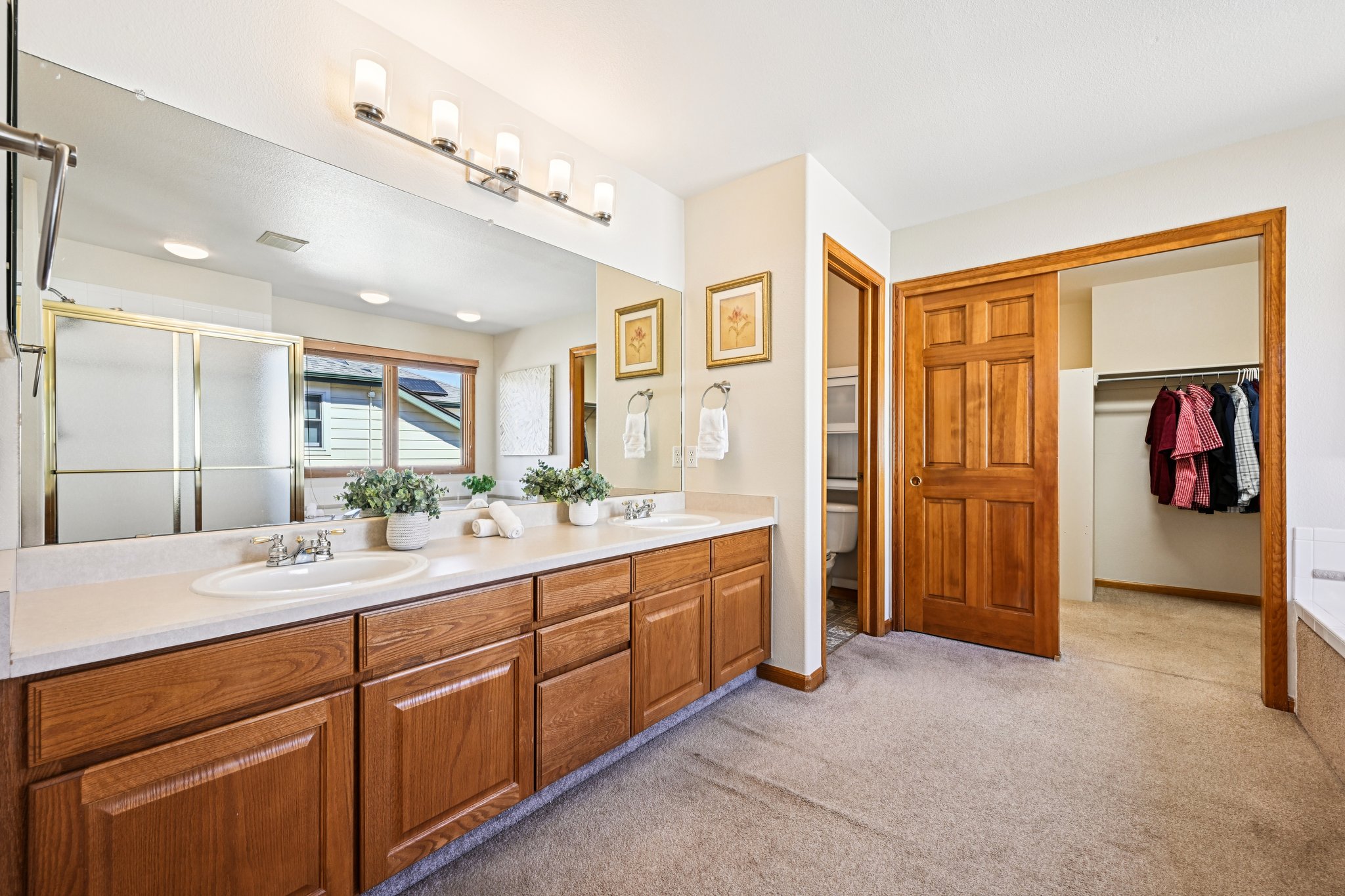 Knoll Cir-S0304-039.jpg