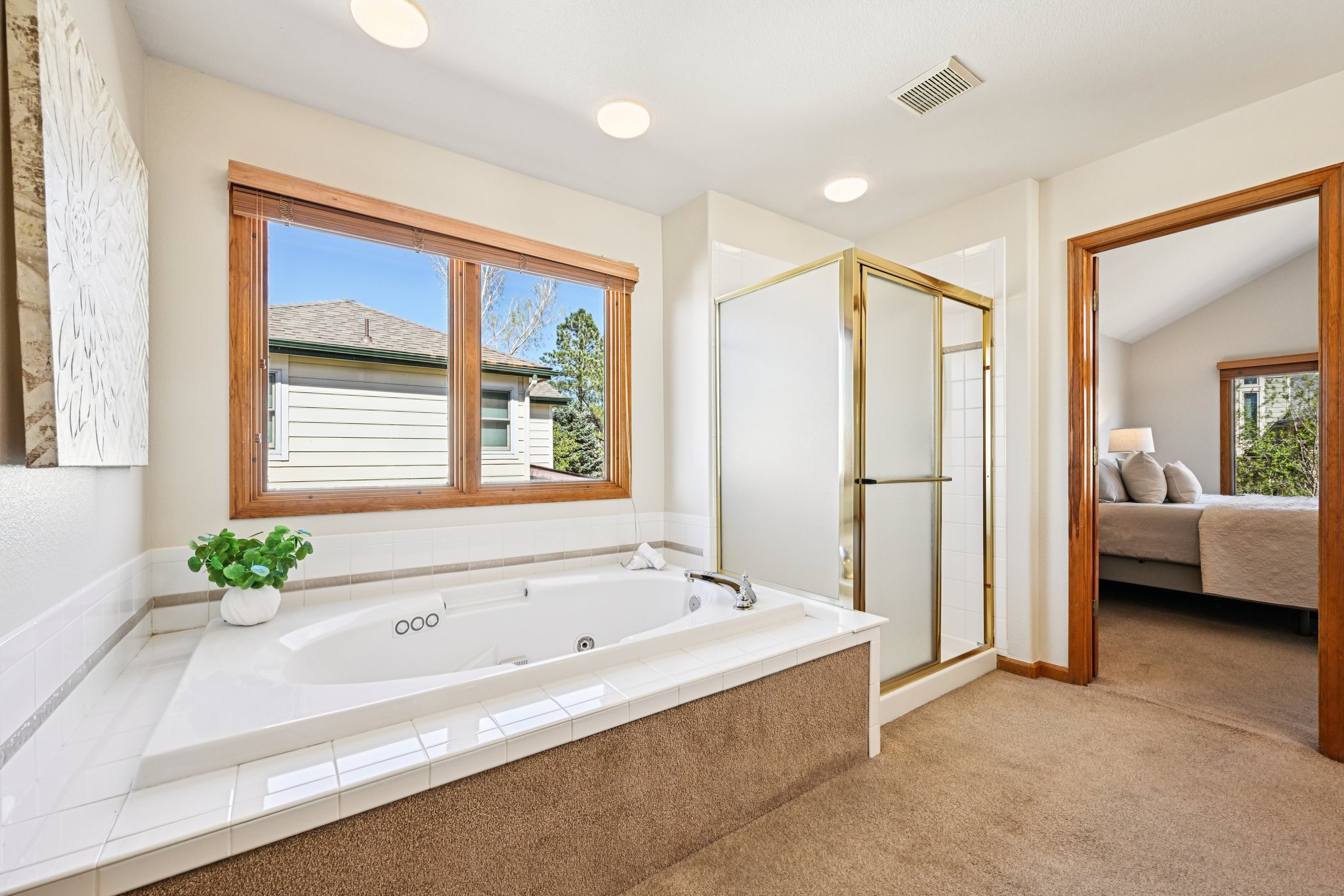 Knoll Cir-S0304-040.jpg