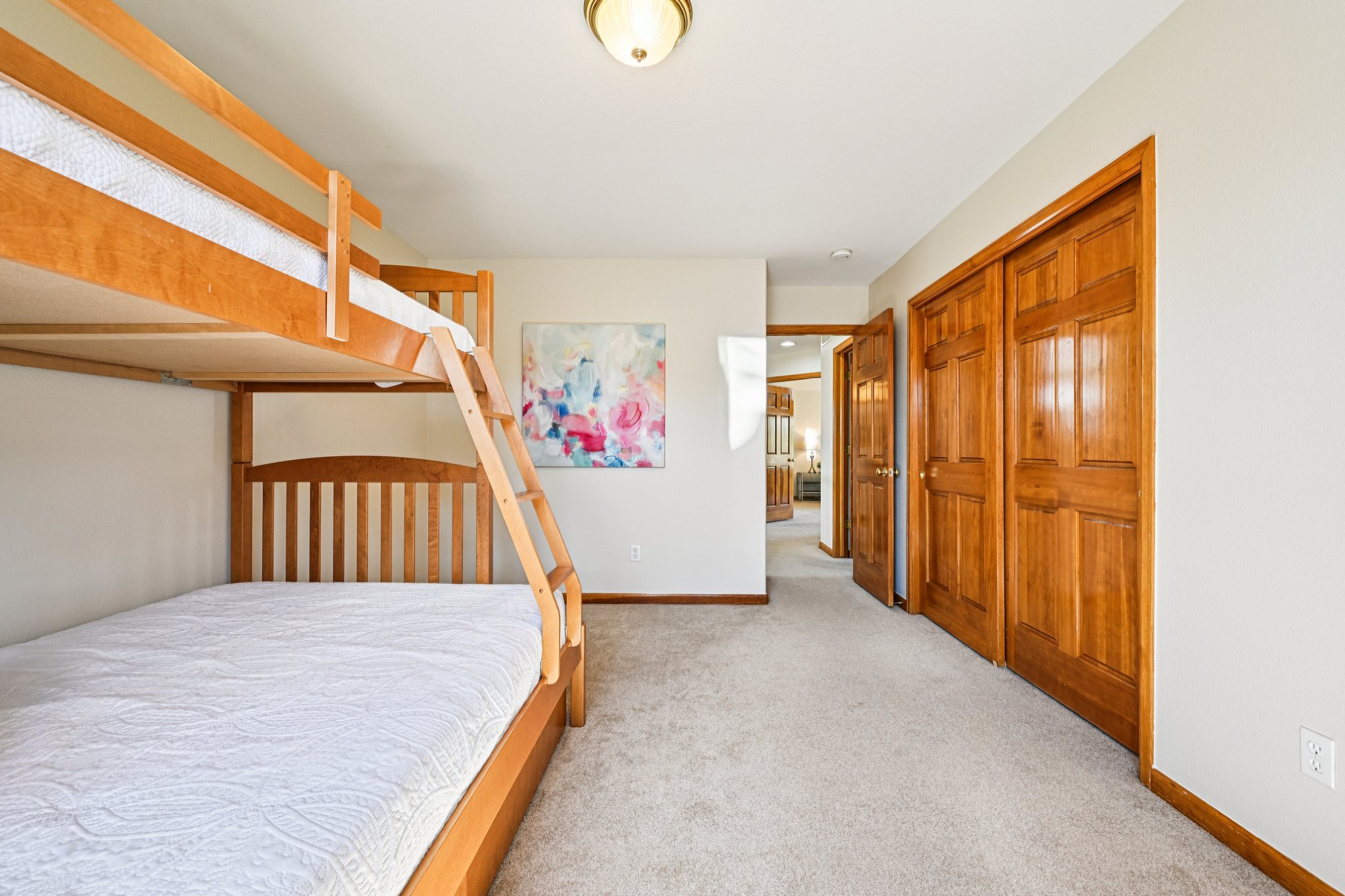 Knoll Cir-S0304-048.jpg