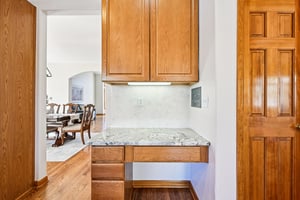 Knoll Cir-S0304-025.jpg