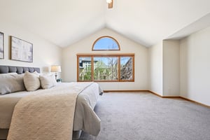 Knoll Cir-S0304-038.jpg