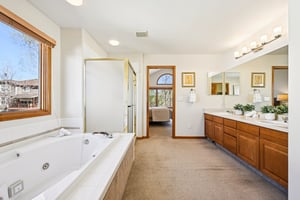 Knoll Cir-S0304-041.jpg