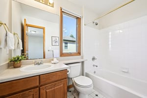 Knoll Cir-S0304-046.jpg