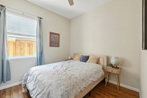  Photo 23