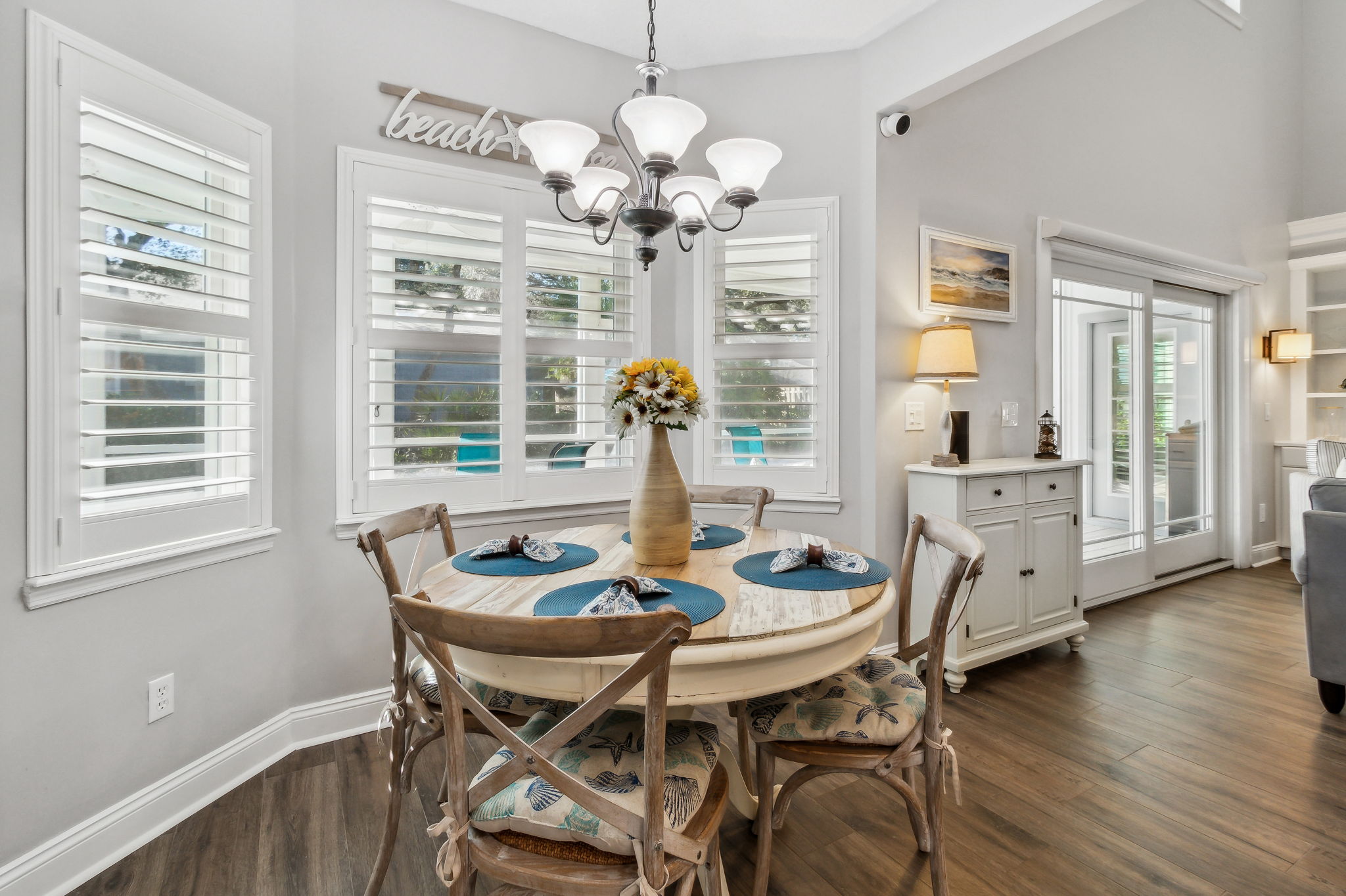 Breakfast Nook