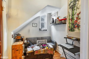 1017 N Sacramento Ave_034-fixed