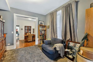 1017 N Sacramento Ave_024-fixed