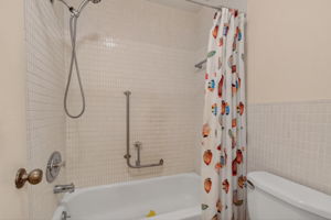  Photo 34