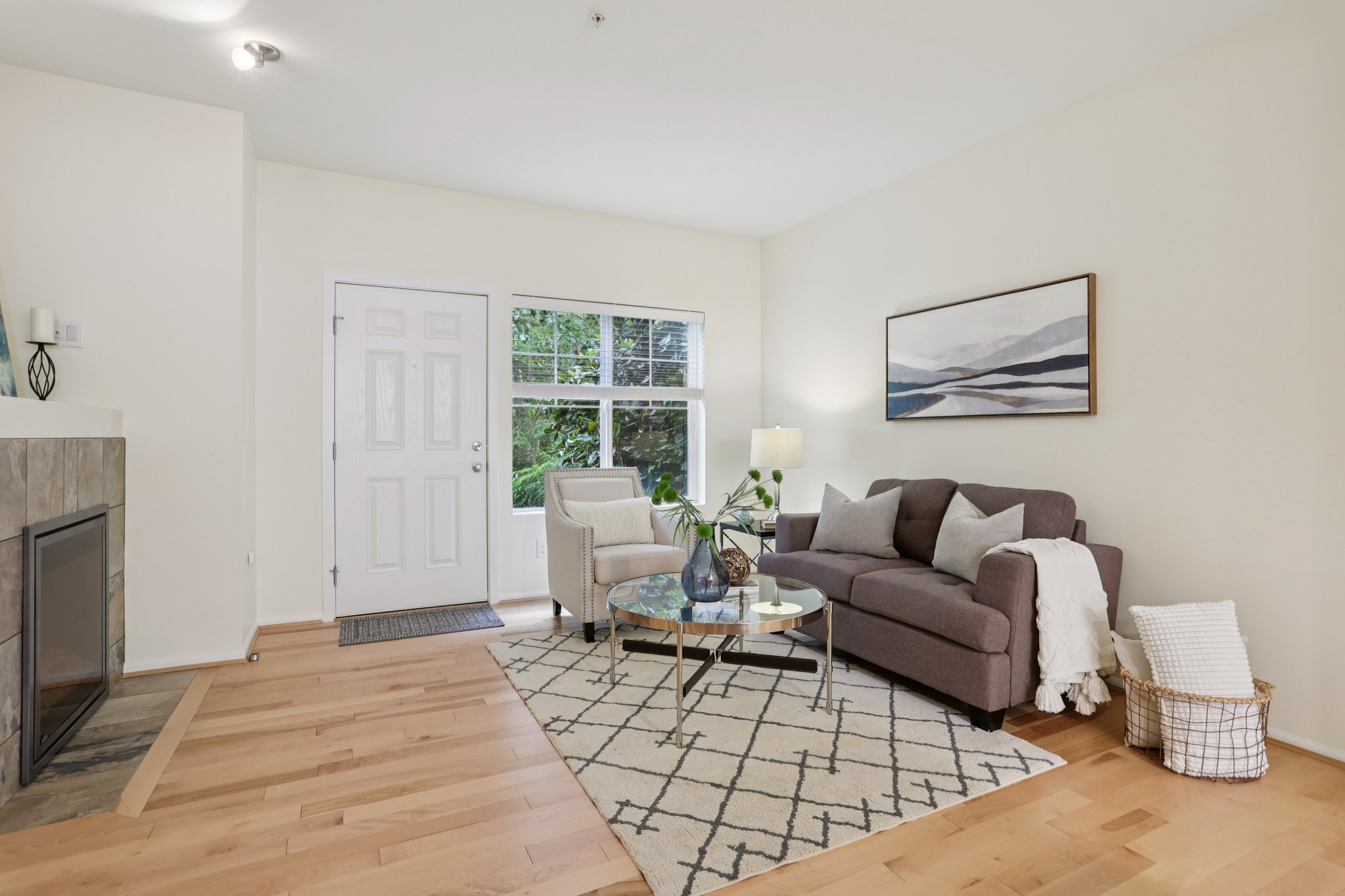 156th Ct NE 102-S0110-004.jpg