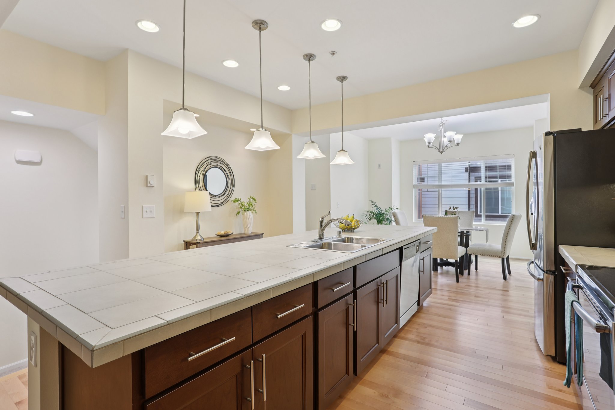 156th Ct NE 102-S0110-010.jpg