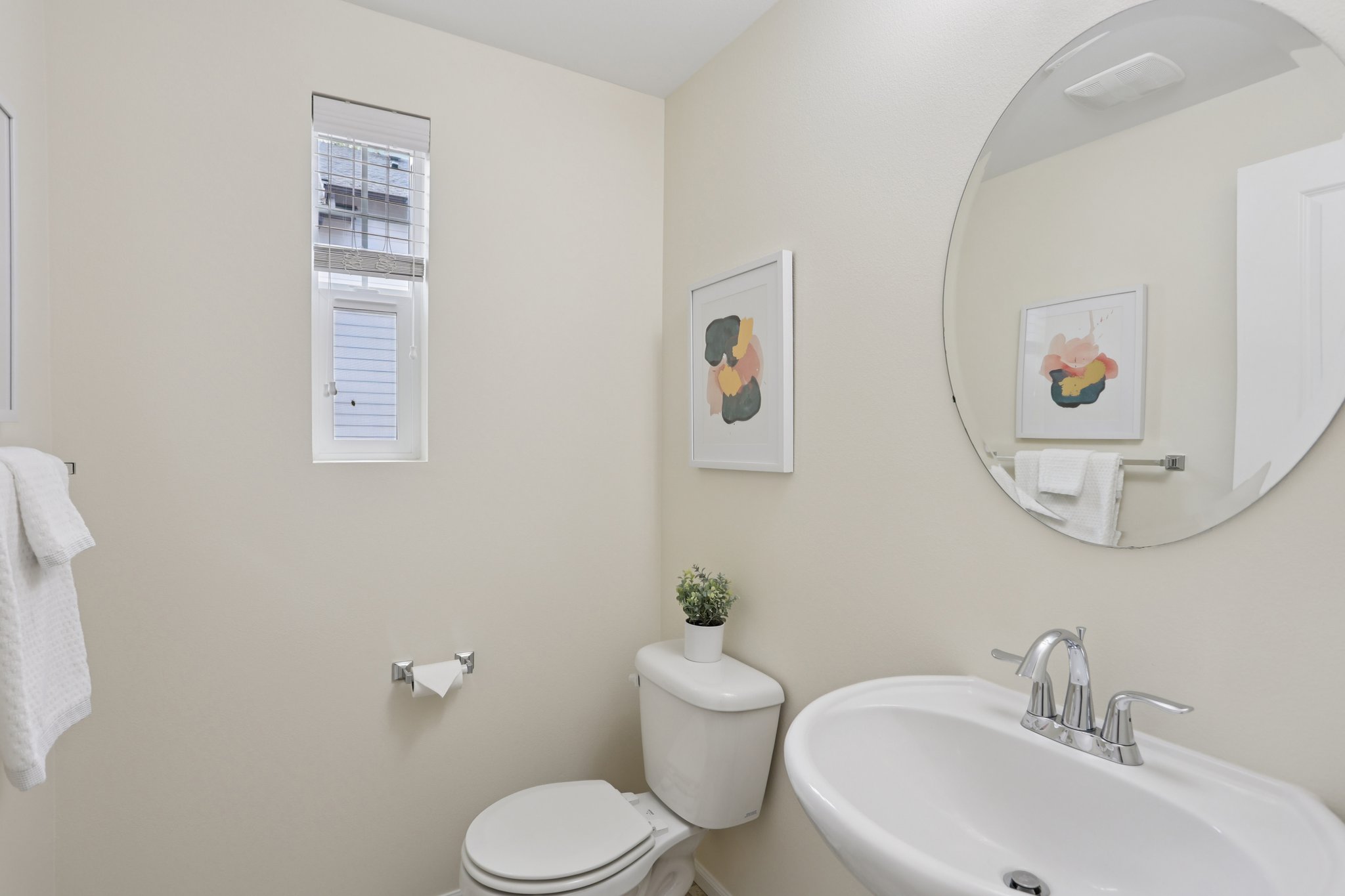 156th Ct NE 102-S0110-013.jpg