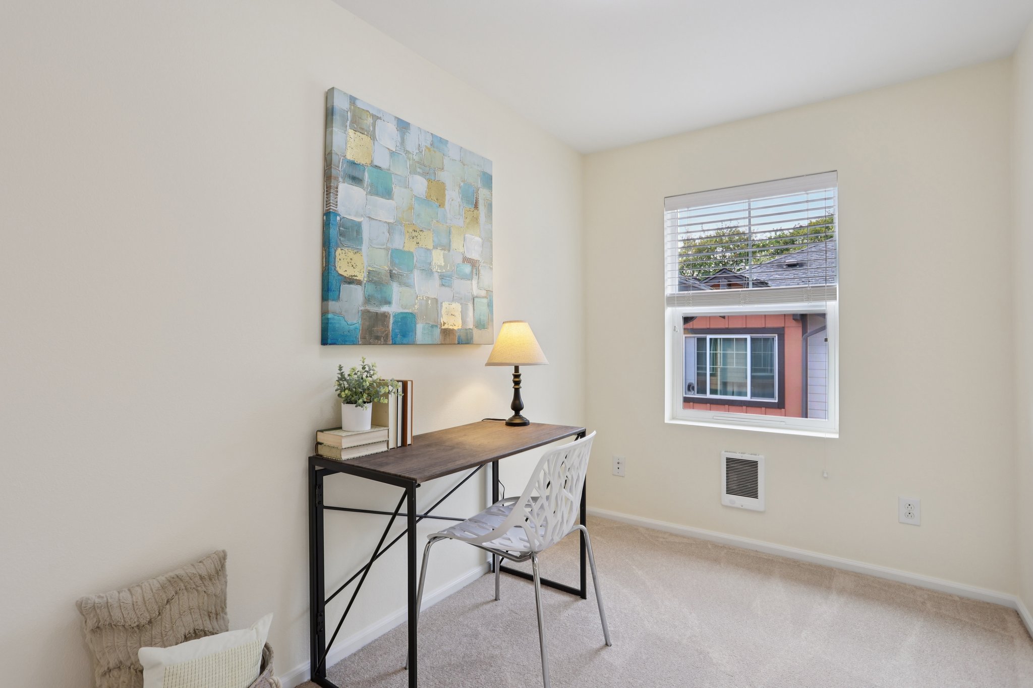 156th Ct NE 102-S0110-017.jpg