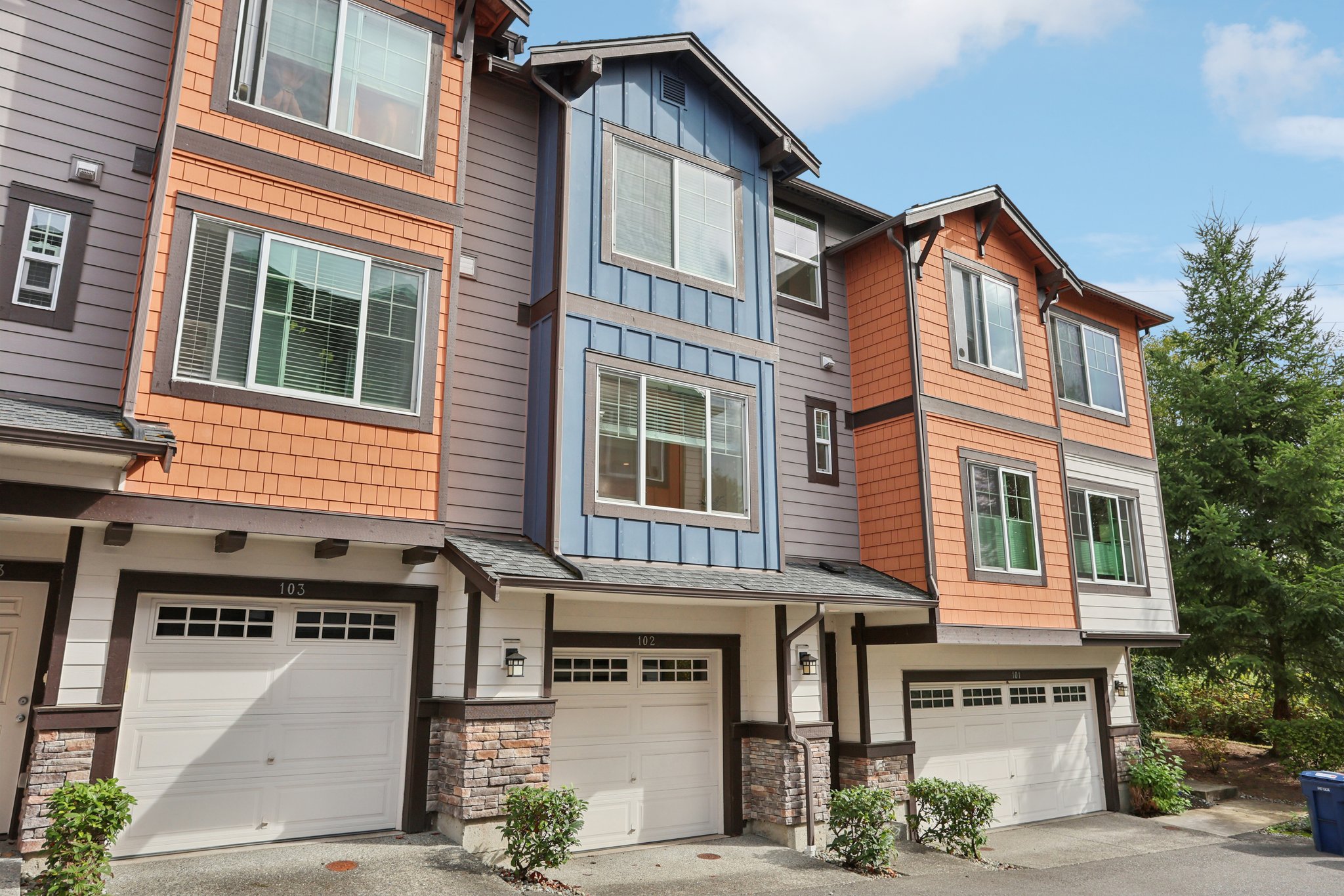 156th Ct NE 102-S0110-024.jpg