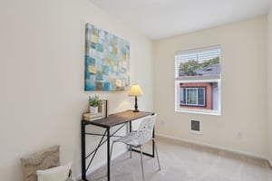 156th Ct NE 102-S0110-017.jpg