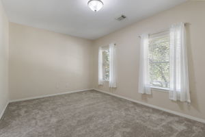  Photo 37