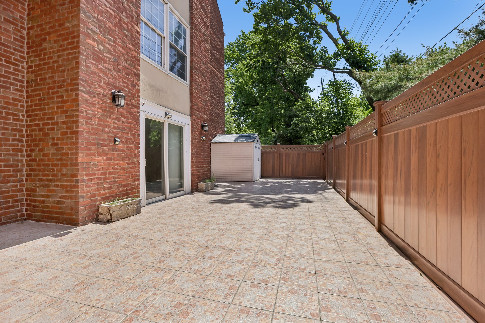 Palisade Ave 3-S1006-054.jpg