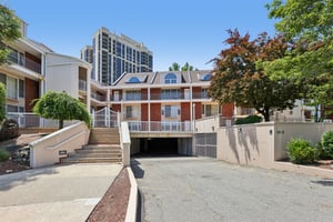 Palisade Ave 3-S1006-001.jpg