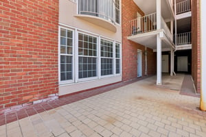 Palisade Ave 3-S1006-010.jpg