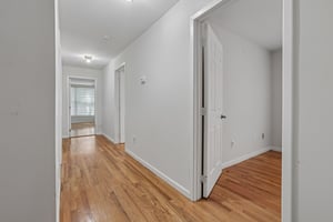 Palisade Ave 3-S1006-015.jpg