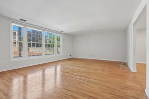 Palisade Ave 3-S1006-017.jpg
