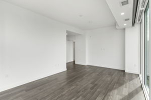 10180 103-QuikSell-36
