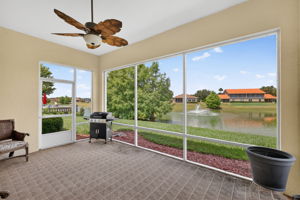 Lanai with Spectacular Water Views!