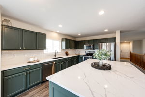 Kitchen w/ Quartz Counter Tops