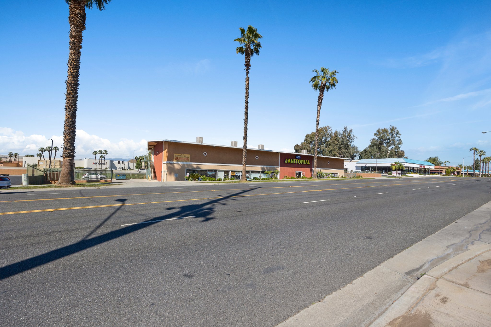 10181 Indiana Ave, Riverside, CA 92503, USA Photo 5