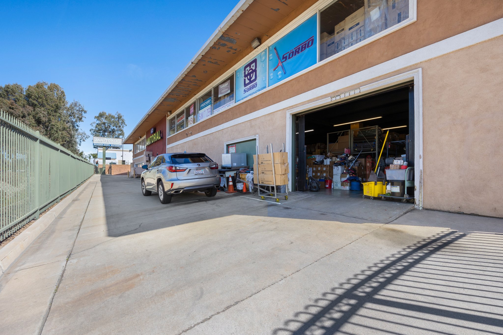 10181 Indiana Ave, Riverside, CA 92503, USA Photo 27