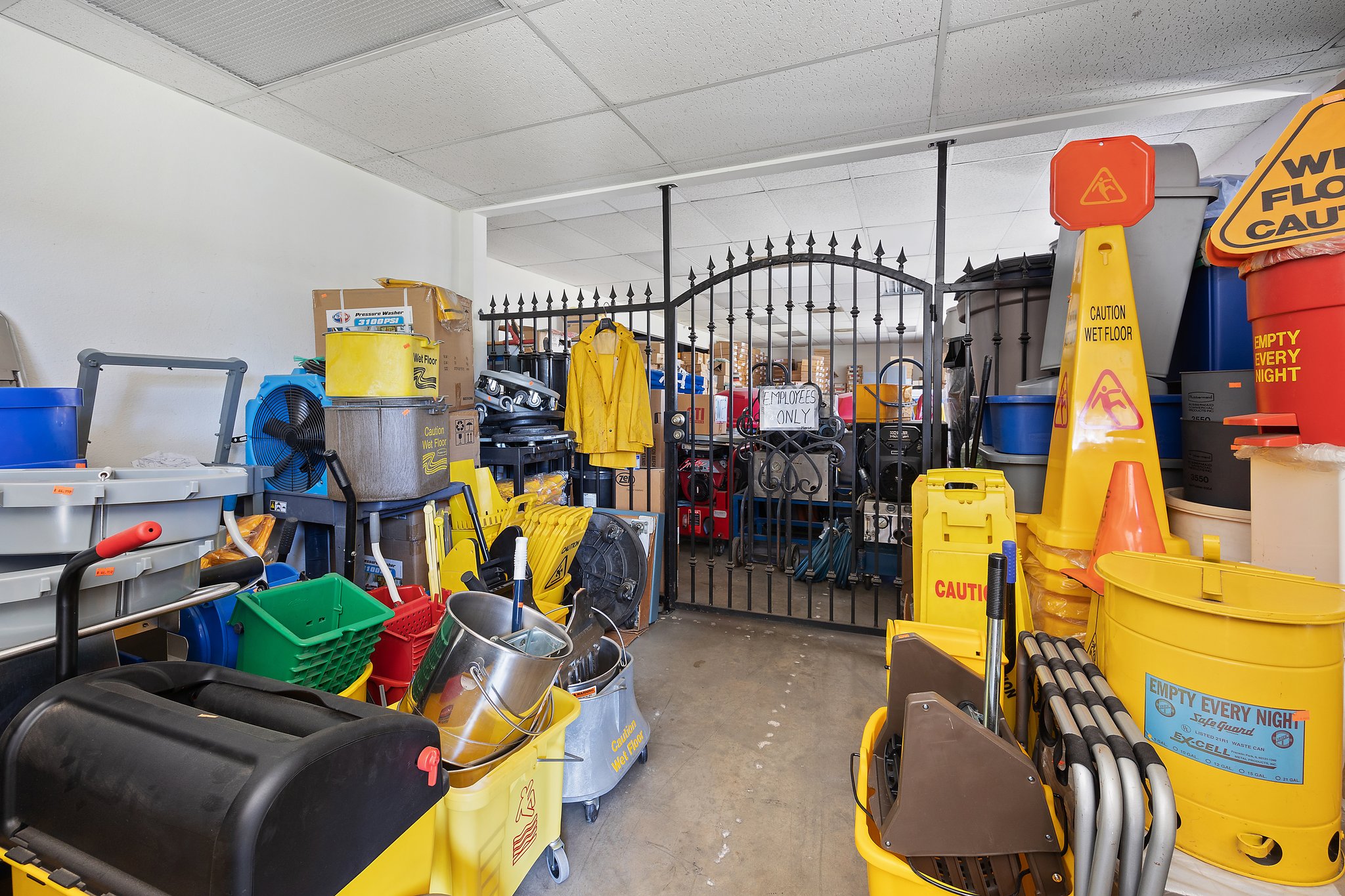 10181 Indiana Ave, Riverside, CA 92503, USA Photo 19