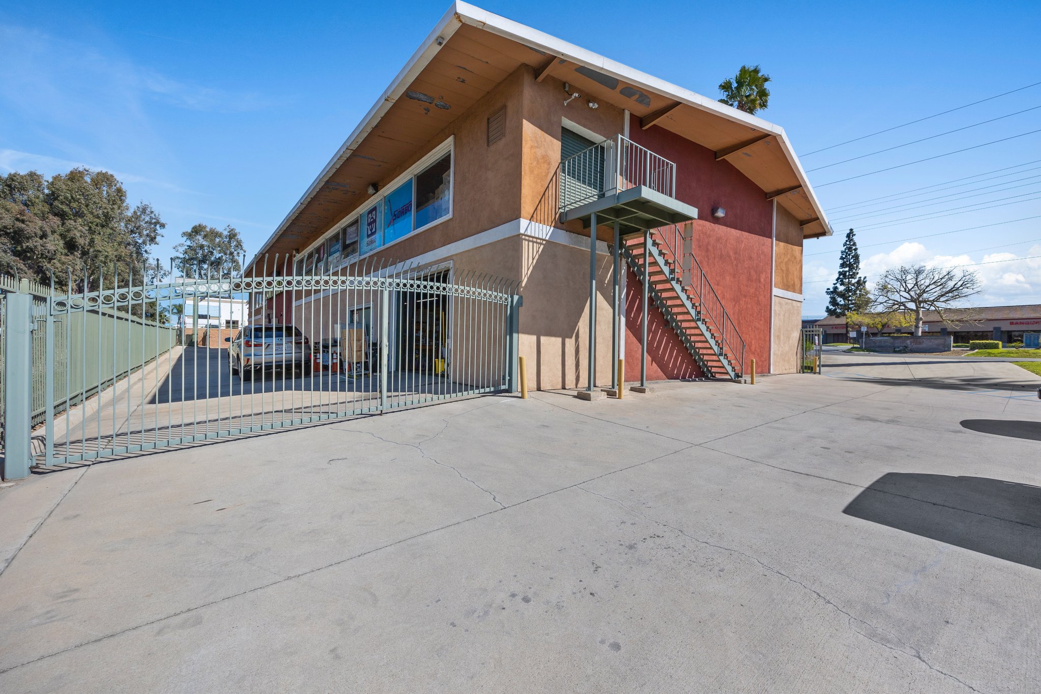 10181 Indiana Ave, Riverside, CA 92503, USA Photo 10