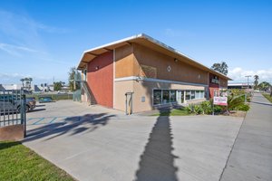 10181 Indiana Ave, Riverside, CA 92503, USA Photo 12