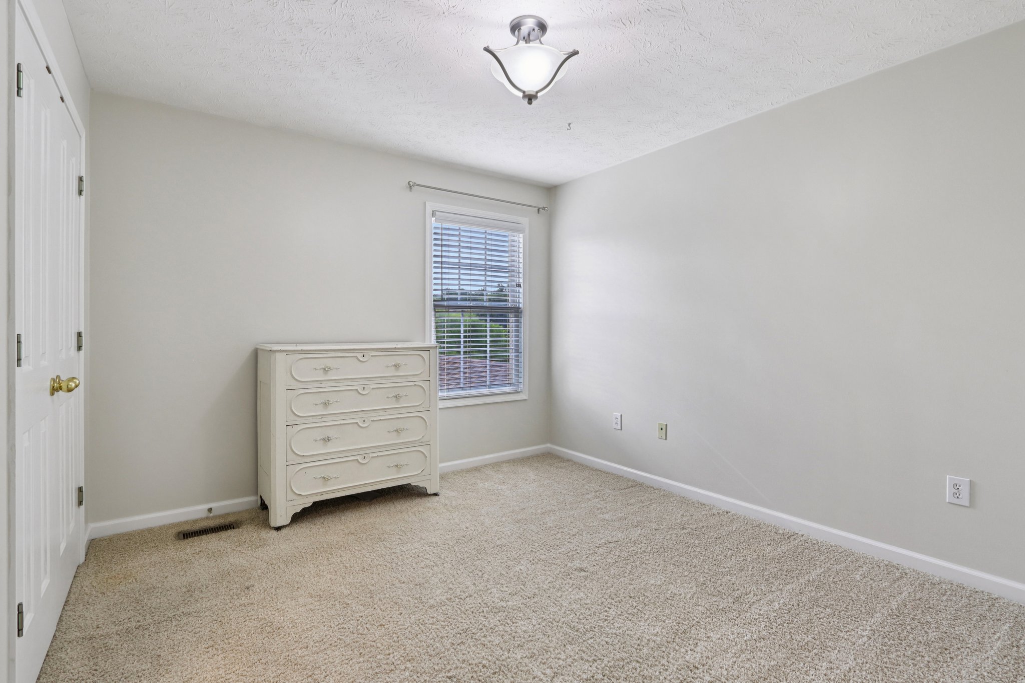 Belvedere Pl-S1707-039.jpg