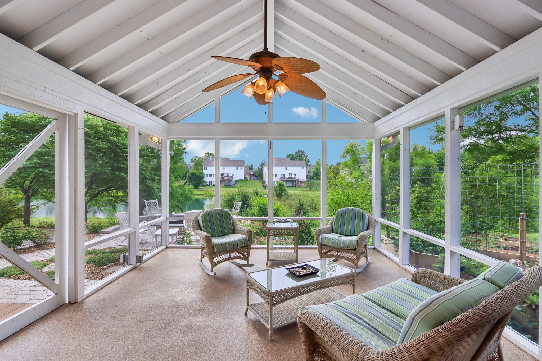 Belvedere Pl-S1707-048.jpg