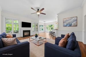 SSI01962_web virtually staged.jpeg